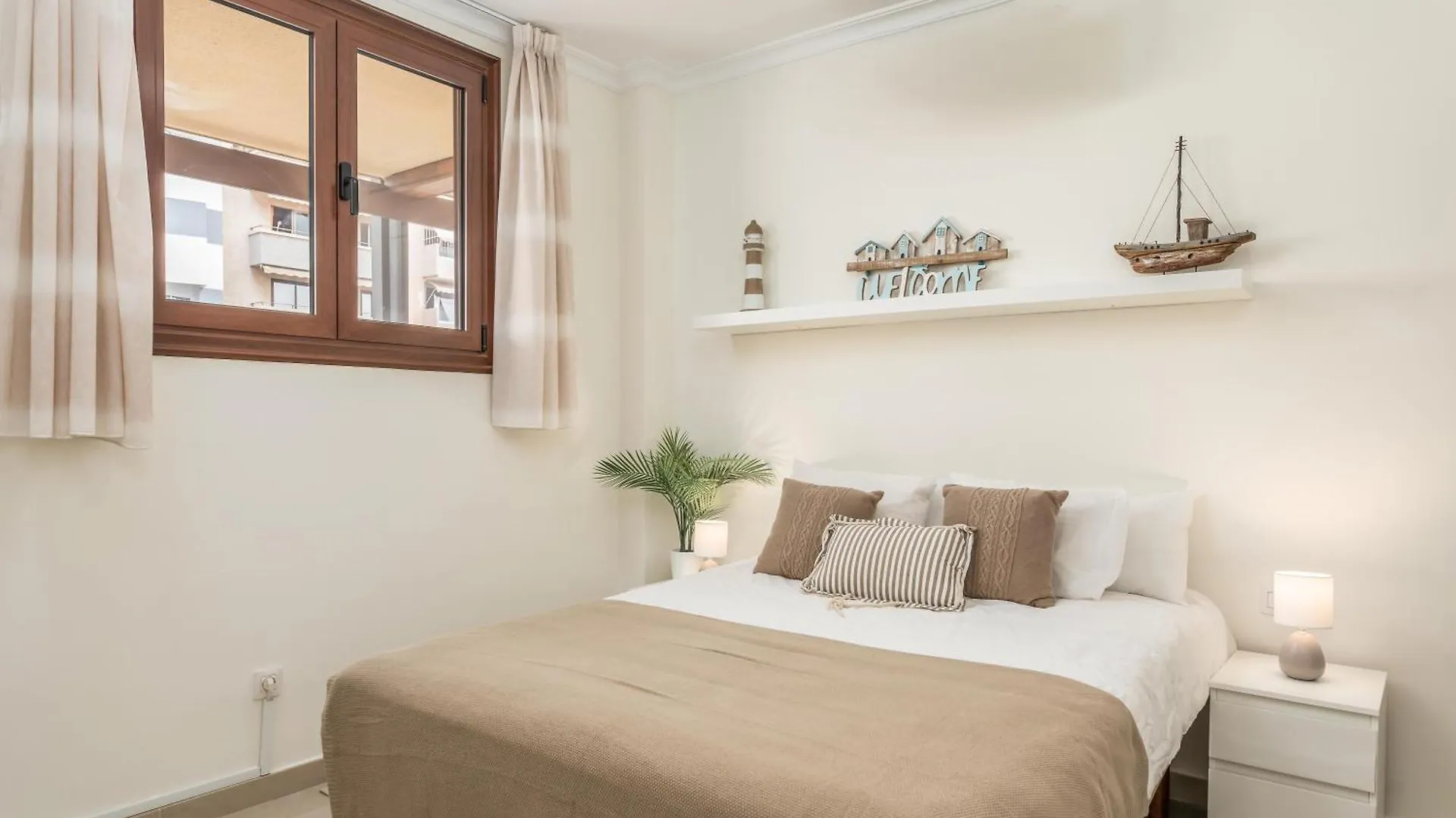 Santa Amalia Daire Los Cristianos  İspanya